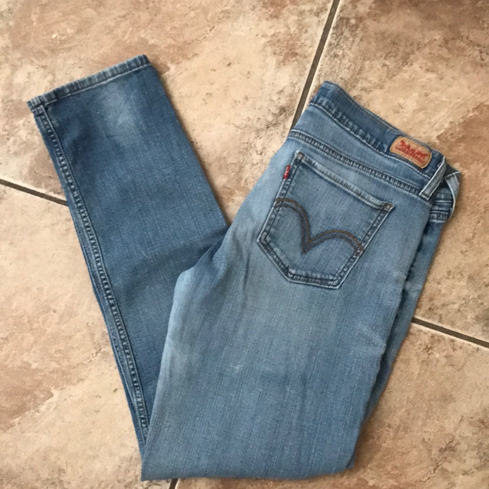 Levi skinny jeans